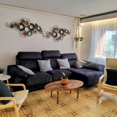 Spacious Family Flat Centrally Located. Паламос Екстер'єр фото